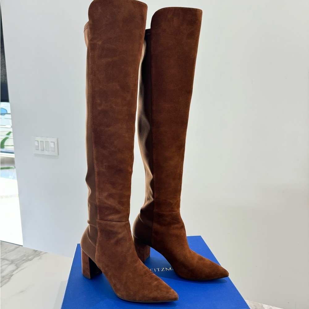 Stuart Weiztman Boot!